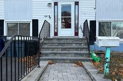 105 Metrapolitan Avenue #3