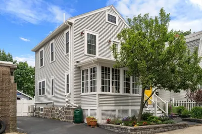 8 Nahant Ave