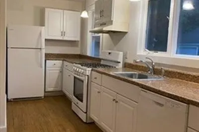 123 Forest Ave Ext #123 1