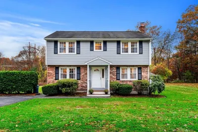 33 Upland Rd 1