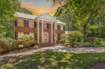 56 Sawyer Dr 1