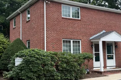63 Linden St #1 1