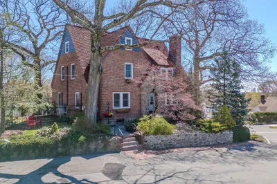 35 Westvale Rd