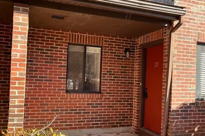 37 Highwood Dr #37