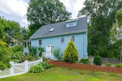 18 Baldwin Avenue