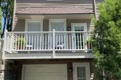 96 Sweetwater Ave #9 1