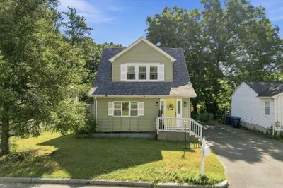 87 Lakevilla Ave