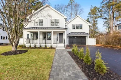 77 Halcyon Rd 1