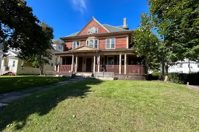 130 Vernon Street #1 1
