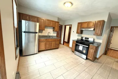 85 Beacon St #3