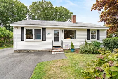 22 Burditt Rd