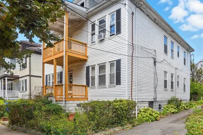 35 Almont St
