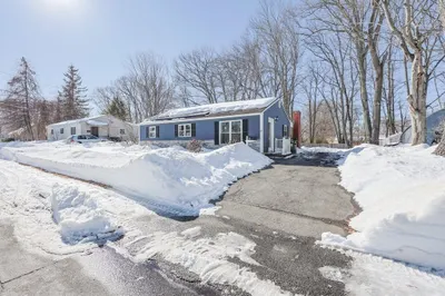 35 Waterman Rd