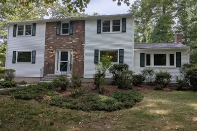 22 Coolidge Cir 1