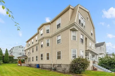 3 View St #1