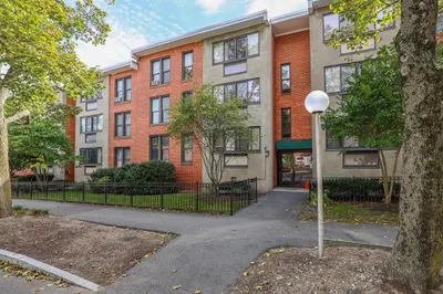32 Juniper St #96