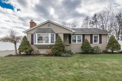 44 Depalma St