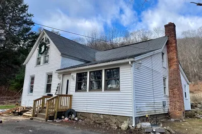 319 Main Street 1