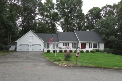 13 Old Farm Rd 1