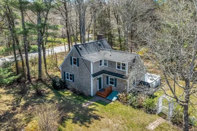 12 Snake Pond Rd