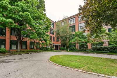 150 Rumford Ave #222 1
