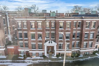 100 Lanark Rd #8