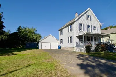 132 Grandview Ave