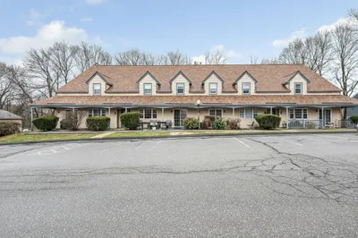 71 Kennedy Dr #71
