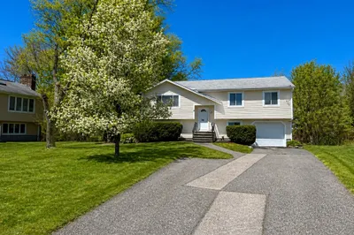 22 Leonard Rd 1