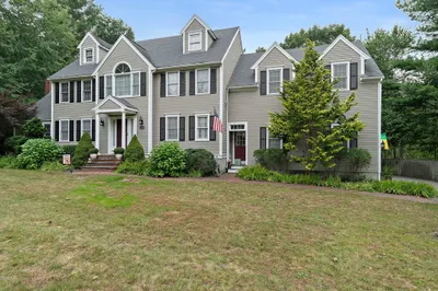 271 Hillcrest Rd