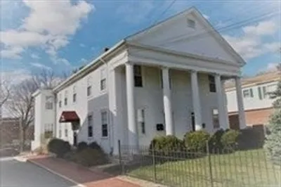 122 Elm St #C