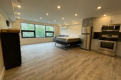 1028 Commonwealth Ave #305 1