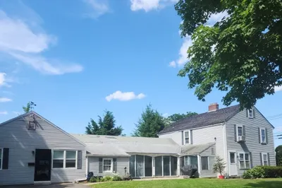 717 College Highway 1