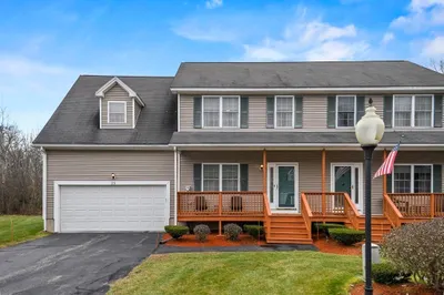 25 Oakes Circle #25