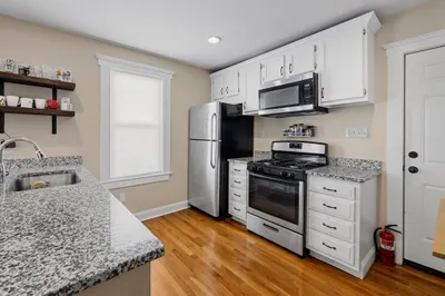 70 Bowdoin St #70