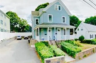 143 Sumner St 1