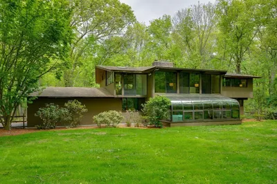 241 Belknap Road 1