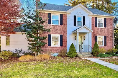 9 Dennison Rd