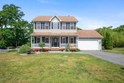 15 Dolphin Cir 1