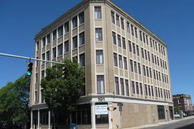 191 Chestnut Street 1