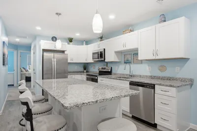 27 Ocean Walk Dr #206 1