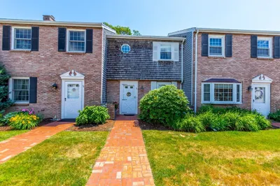 54 Captain Cook Ln #54