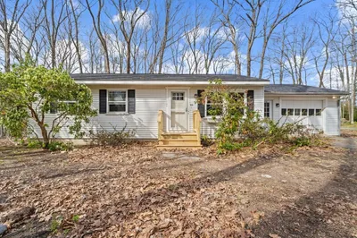 53 Little Turnpike Rd 1
