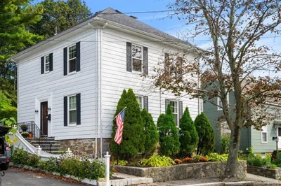 51 Lincoln Ave 1