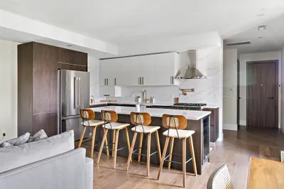 32 Pearl St. #3
