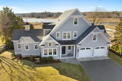 12 Midway Road 1