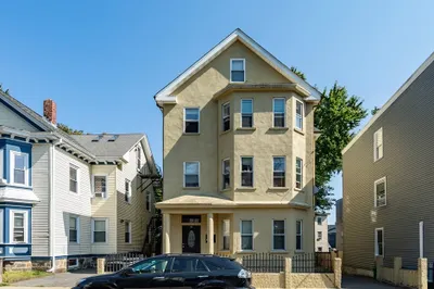 66 Mozart Street 1