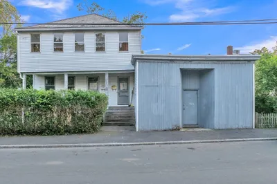 143-147 Main St
