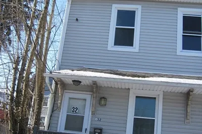 32r Cedar Street #32