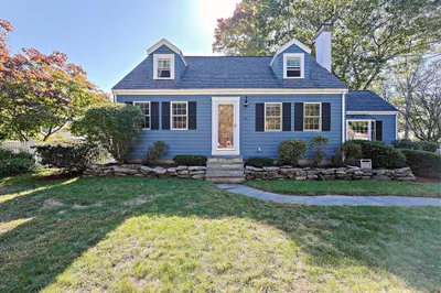 66 Crestwood Cir